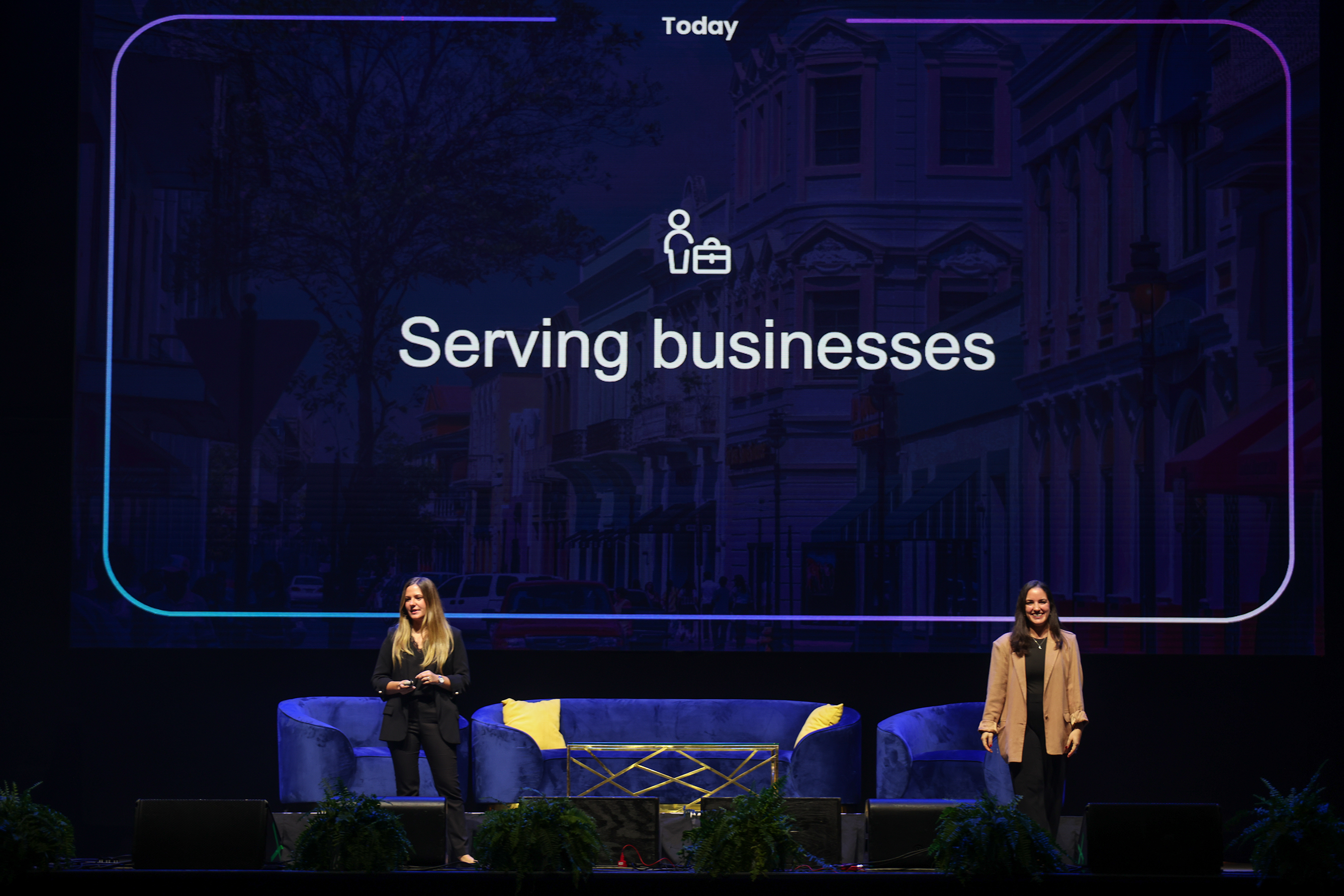 Natalia Irrizary (left), alongside Sarah Padial from Nave Bank®.